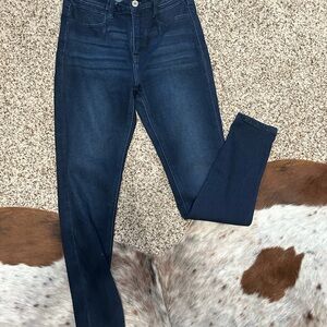 Women's Dark wash kancan skinny jeans